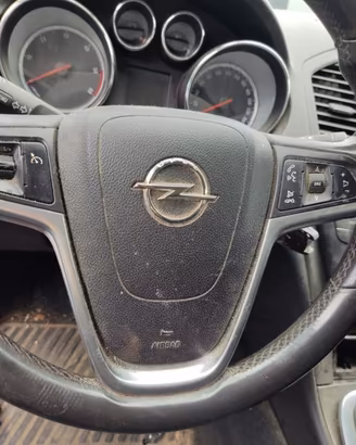 Airbag volante OPEL INSIGNIA del 2011