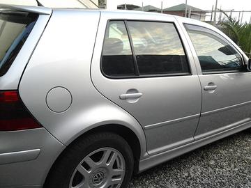 VOLKSWAGEN Golf 4ª serie - 2002