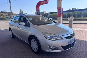 Opel Astra 1.4 Turbo 120CV Sports Tourer Cosmo