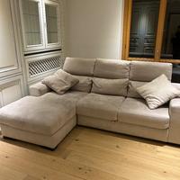 Divano estendibile e poltrona coordinata