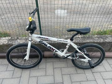 Bicicletta bmx, galaxy free style bianca