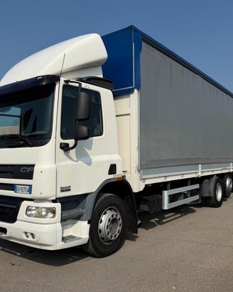 Motrice 3 assi Daf Cf 360 centinato 9,60 euro 5