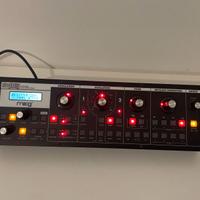 Sintetizzatore Moog Slim Phatty perfetto