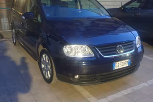 Volskwagen Touran 2.0 TDI 136 cv. 7 posti