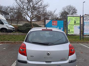 per renault clio