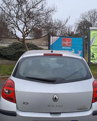 per renault clio