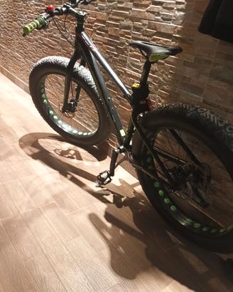 bici pari al nuovo 