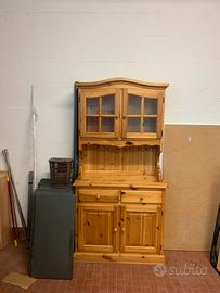 Credenza in legno di abete