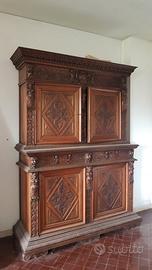 mobile stile rinascimento 