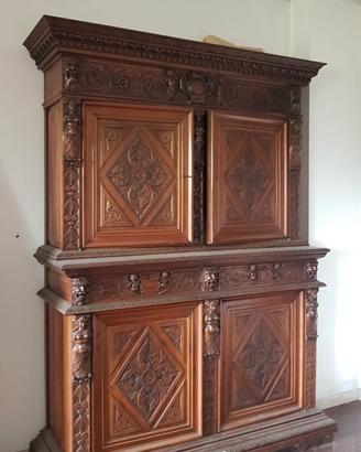 mobile stile rinascimento 