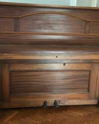Pianoforte verticale