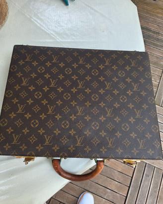 VALIGETTA 24 ORE VUITTON