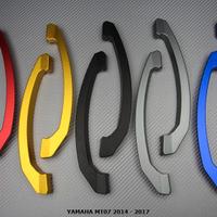 Maniglie passeggero posteriore YAMAHA MT07 2014 17