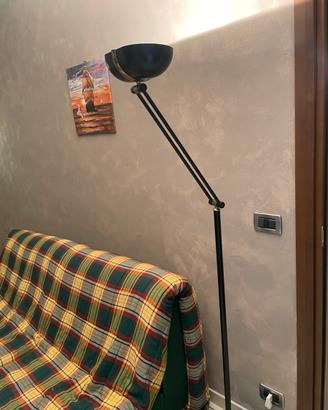 Lampada da terra o piantana