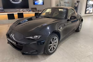 Mazda MX-5 1.5 benzina132cv KAZARI NUOVA DA IMMATR
