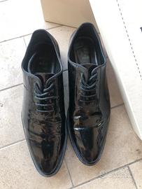 SCARPE LUCIDE NERE