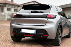 Peugeot 208 BlueHDi 100 GT line
