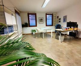 Ufficio fronte viale Venezia piano terra