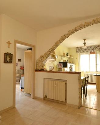 3 LOCALI A CAPRIATE SAN GERVASIO