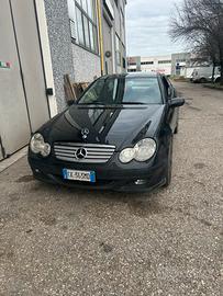 Mercedes classe c2.2 cdi