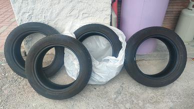 4 Pneumatici 4stagioni 215/55/17