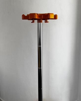 Appendiabiti e portaombrelli modello VIP di Paolo