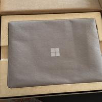 Surface PRO 8 i5  128 gb 8GB RAM