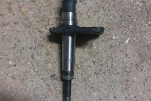 LIGIER JS50 ASSE ALBERO RUOTA CONICO POSTERIORE SX