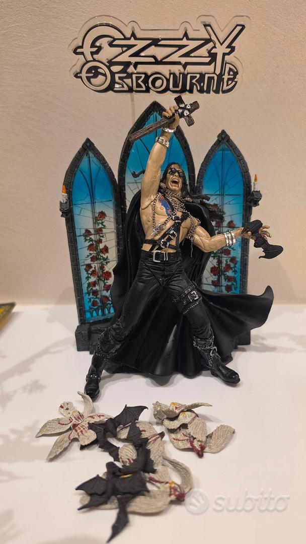 McFarlane Toys Ozzy Osbourne action figure - Collezionismo In vendita a ...