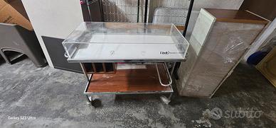 carrello con ruote per dolci