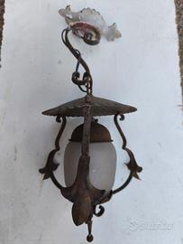 lampada in ferro battuto