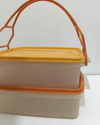 Due contenitori TUPPERWARE