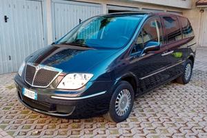 Lancia Phedra 2200 jtd