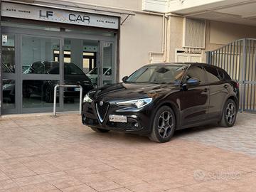 Alfa Romeo Stelvio 2.2 Turbodiesel 190 cv AT8 RWD 