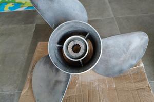 Elica Yamaha Inox  13 3/4 x 21-M | 15 Denti