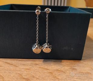 orecchini in acciaio 