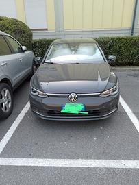 Volkswagen Golf e-TSI