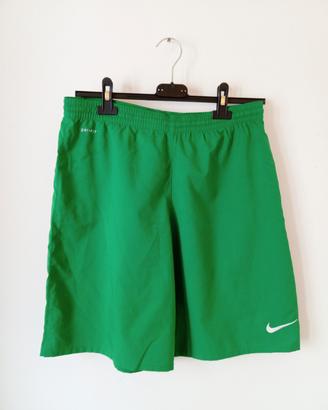 Pantaloncini sportivi uomo Nike 