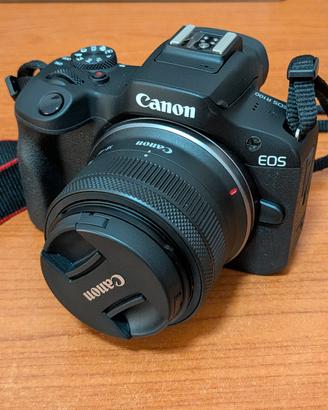 Canon EOS r100 mirrorless