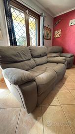 Divano 2 posti con 2 recliner elettrici