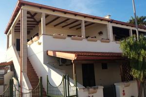 Lido Marini Con terrazzo ampio vista mare 50m spia