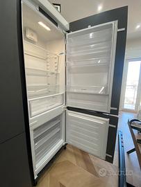 Frigorifero Combinato Incasso INDESIT 400L