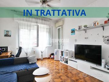 TRILOCALE CON POSTO AUTO