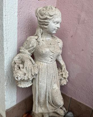 Statua da giardino  in graniglia/pietra ricomposta