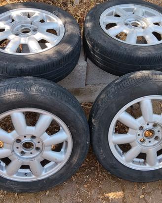 Mini Cooper cerchi in lega e gomme