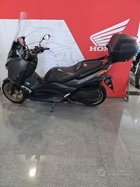 Yamaha X-Max 400 TECH MAX