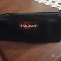 Astuccio eastpak nero