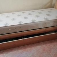 Letto con materasso e cassetto contenitore