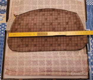 Pochette color caffelatte