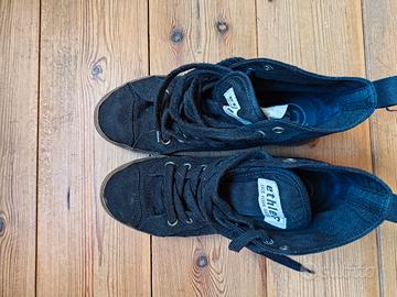 Scarpe da ginnastica alte tipo Converse n. 39